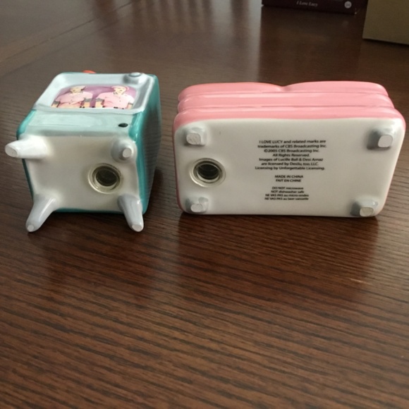 I Love Lucy Collectible Salt & Pepper Shakers “Job Switching” - Picture 4 of 6